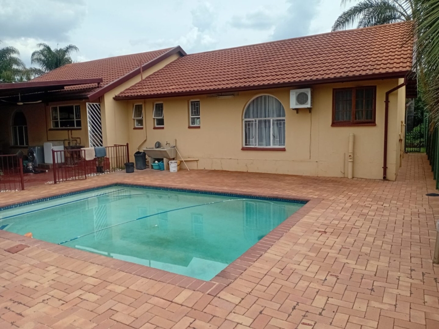 4 Bedroom Property for Sale in Montana Gauteng