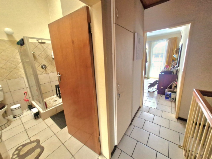 3 Bedroom Property for Sale in Sinoville Gauteng