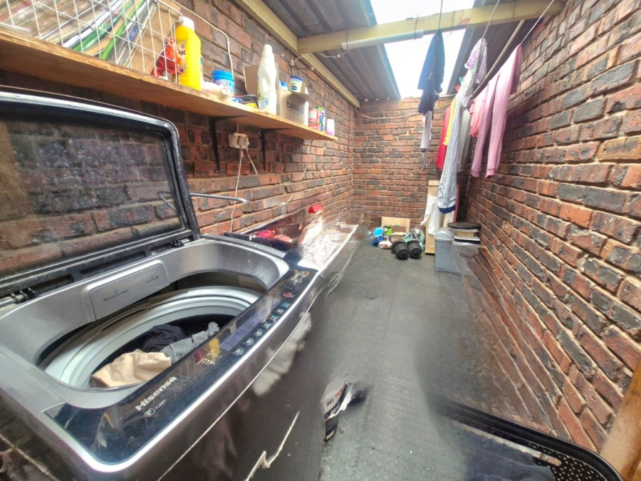 3 Bedroom Property for Sale in Sinoville Gauteng