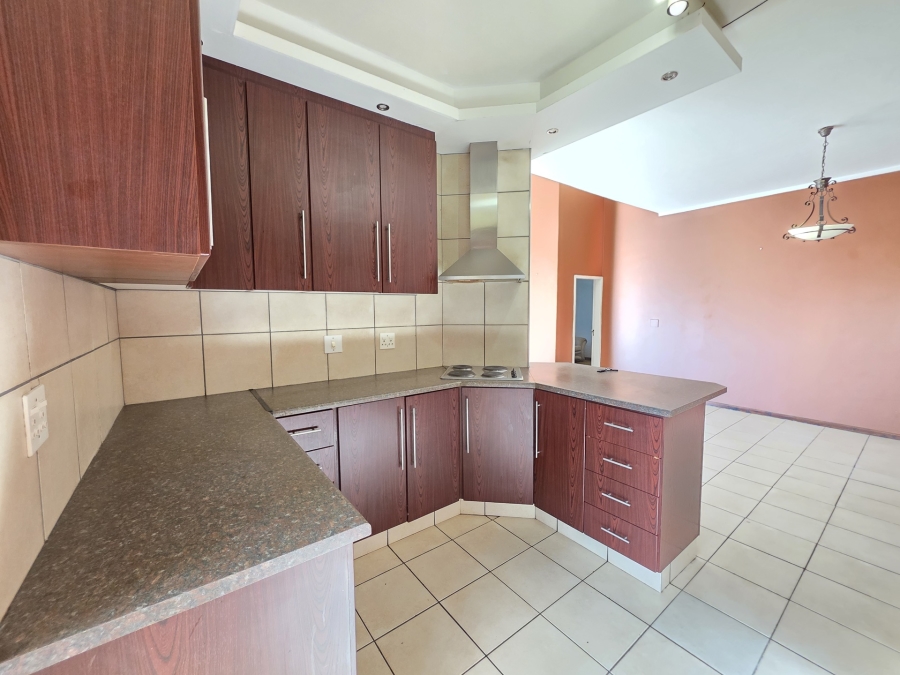 3 Bedroom Property for Sale in La Montagne Gauteng