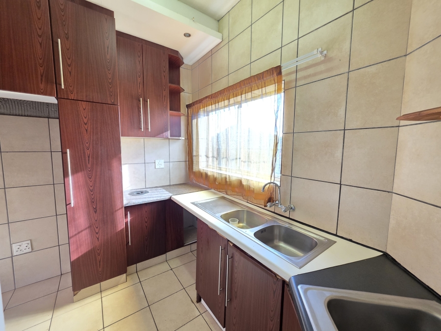 3 Bedroom Property for Sale in La Montagne Gauteng