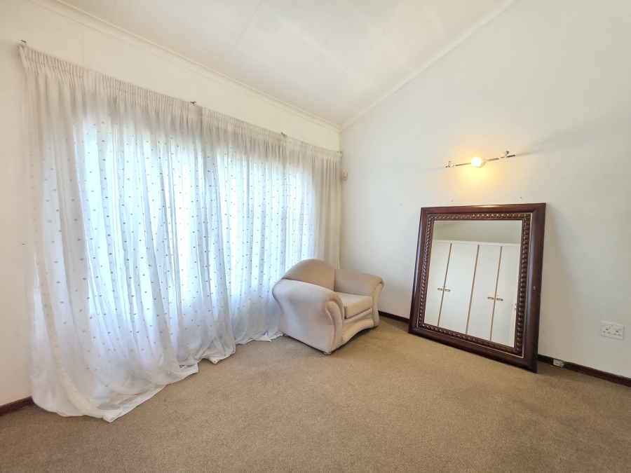 3 Bedroom Property for Sale in La Montagne Gauteng