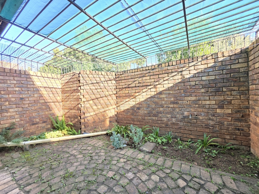 3 Bedroom Property for Sale in La Montagne Gauteng