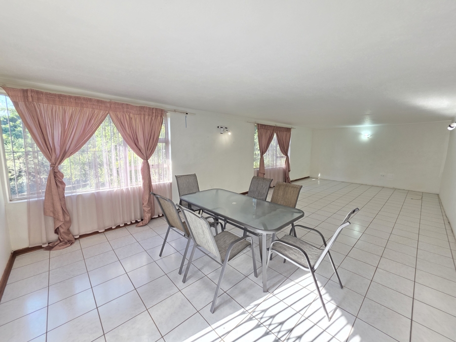 3 Bedroom Property for Sale in La Montagne Gauteng