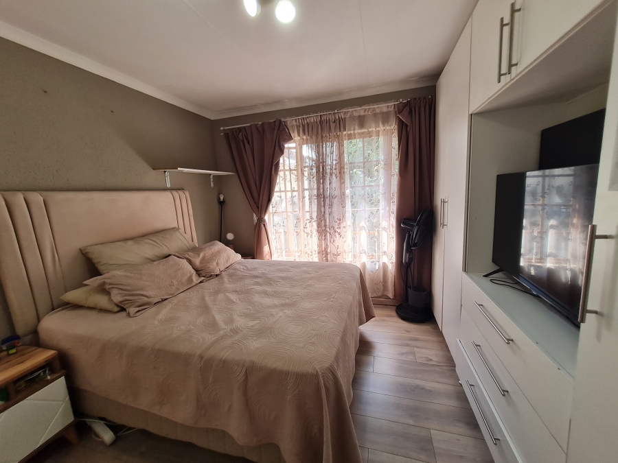 2 Bedroom Property for Sale in Northwold Gauteng