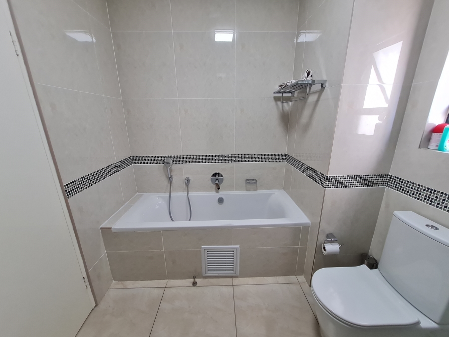 3 Bedroom Property for Sale in North Riding Gauteng