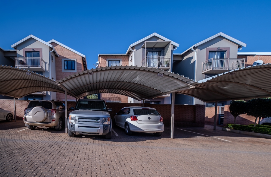 3 Bedroom Property for Sale in Roodepark Eco Estate Gauteng
