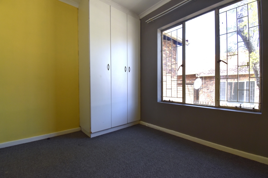 2 Bedroom Property for Sale in Allens Nek Gauteng