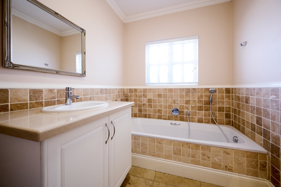 3 Bedroom Property for Sale in Waterfall Valley Mature Lifestyle Estate Gauteng