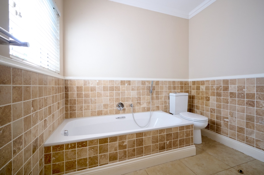 3 Bedroom Property for Sale in Waterfall Valley Mature Lifestyle Estate Gauteng