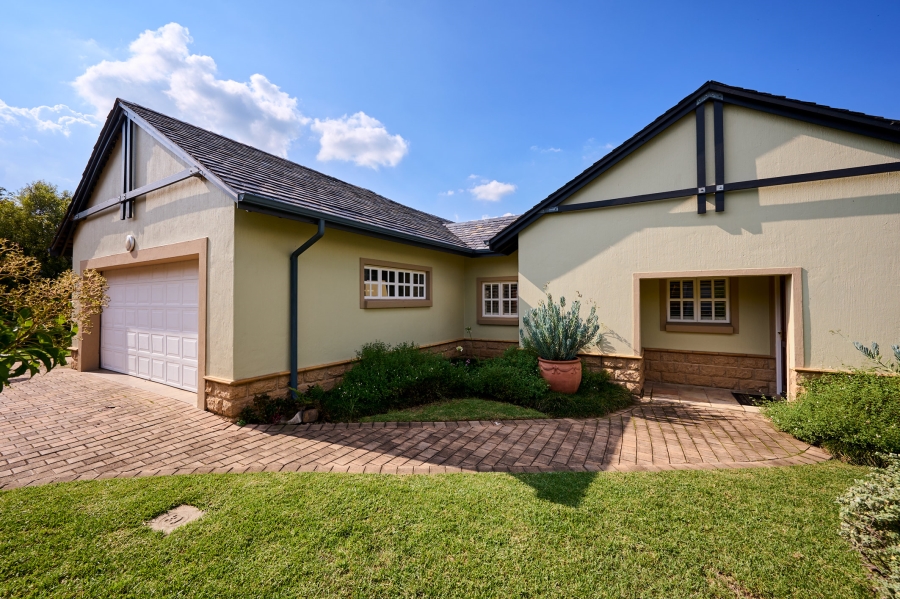 2 Bedroom Property for Sale in Waterfall Hills Mature Lifestyle Estate Gauteng