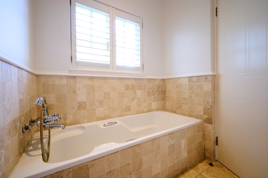 2 Bedroom Property for Sale in Waterfall Hills Mature Lifestyle Estate Gauteng