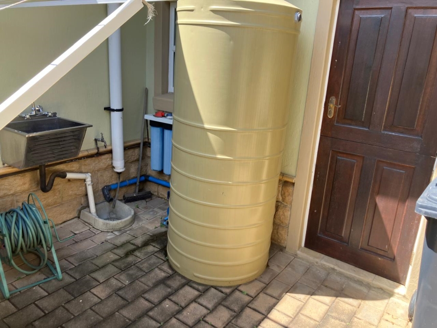 2 Bedroom Property for Sale in Waterfall Hills Mature Lifestyle Estate Gauteng