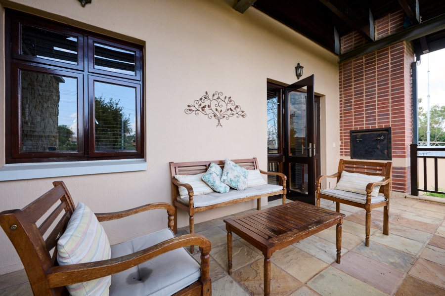 2 Bedroom Property for Sale in Waterfall Hills Mature Lifestyle Estate Gauteng