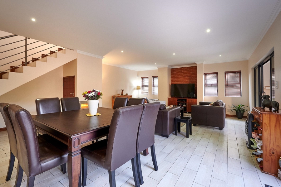 4 Bedroom Property for Sale in Waterfall Country Village Gauteng