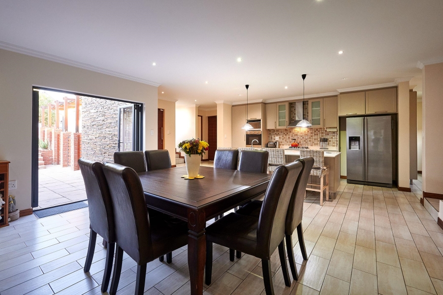 4 Bedroom Property for Sale in Waterfall Country Village Gauteng