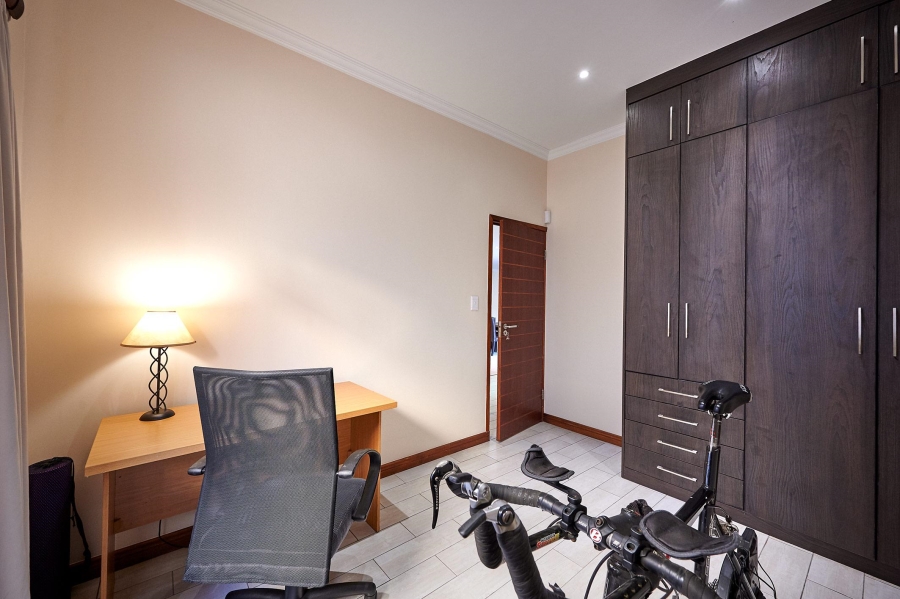 4 Bedroom Property for Sale in Waterfall Country Village Gauteng