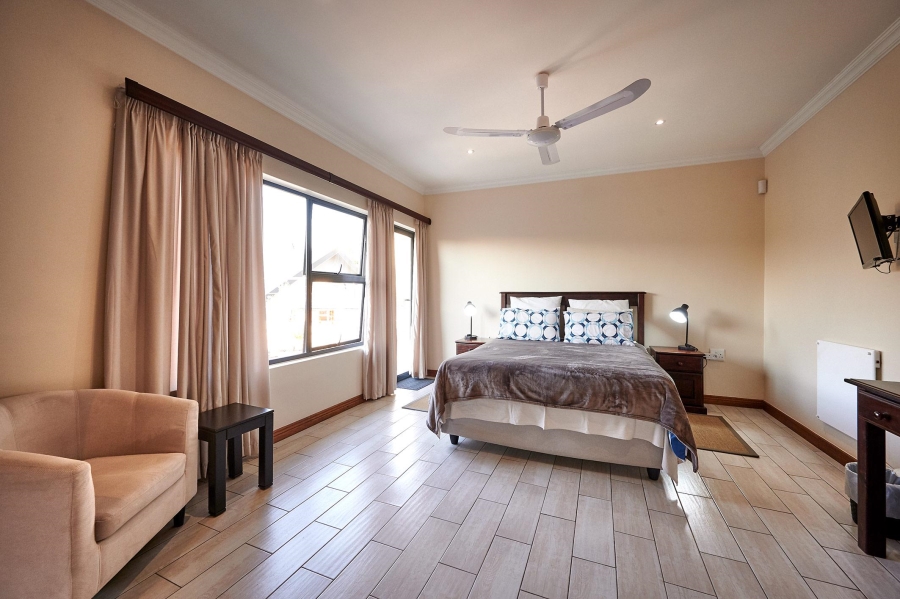 4 Bedroom Property for Sale in Waterfall Country Village Gauteng