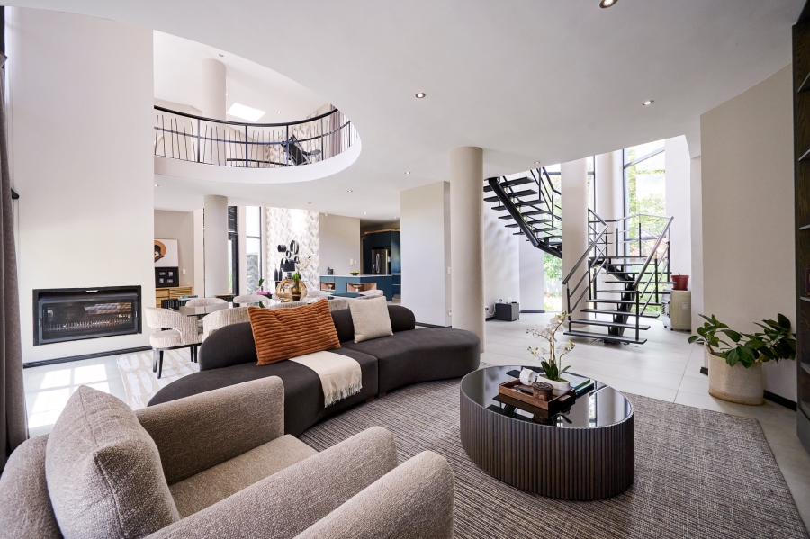 5 Bedroom Property for Sale in Carlswald Estate Gauteng