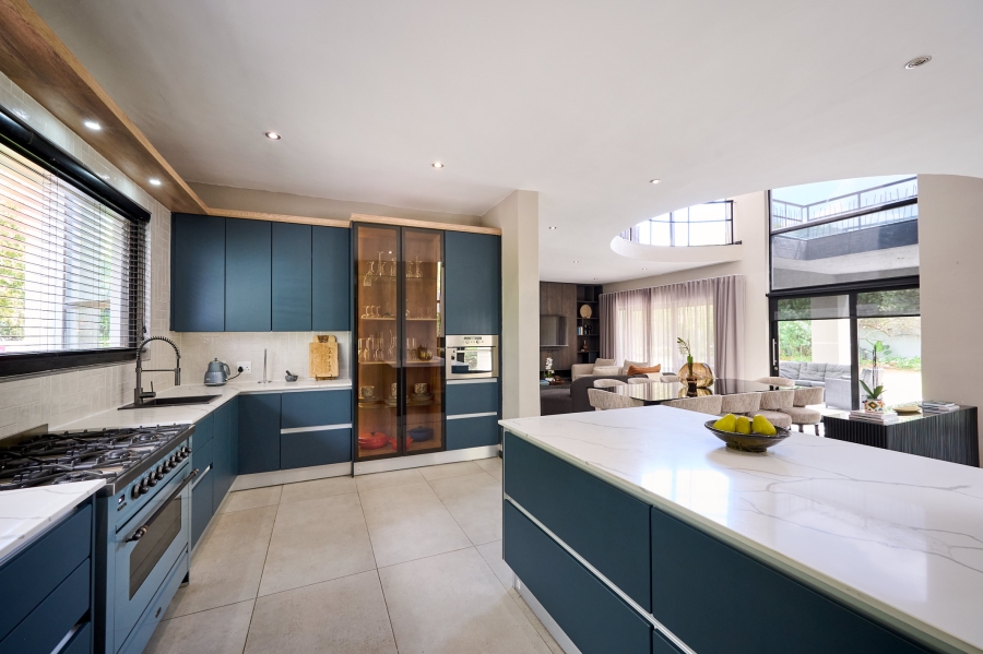 5 Bedroom Property for Sale in Carlswald Estate Gauteng