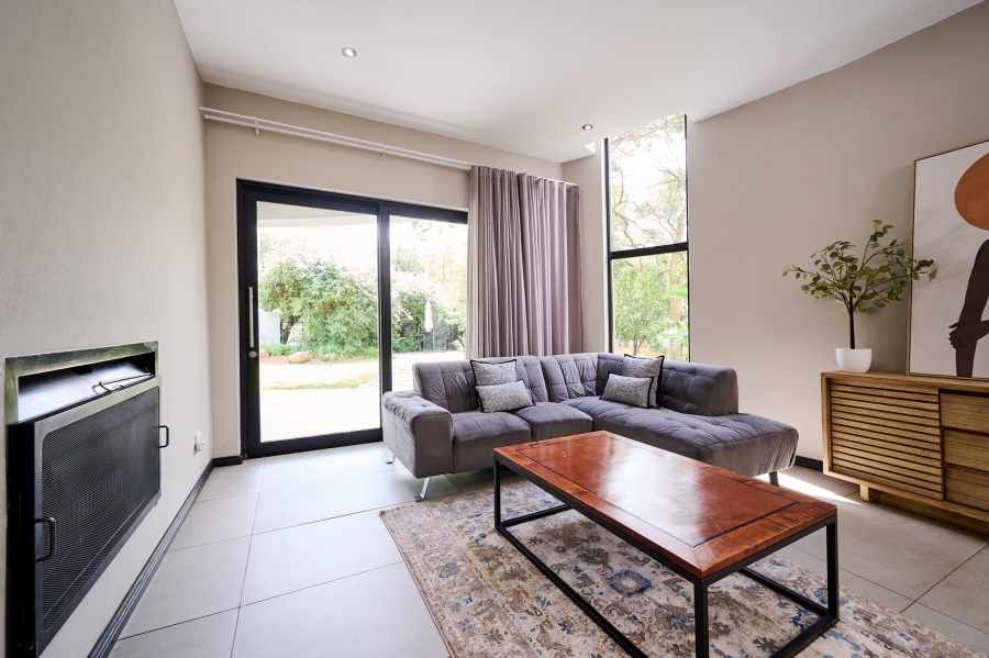 5 Bedroom Property for Sale in Carlswald Estate Gauteng