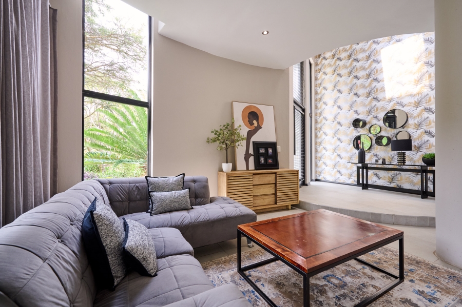 5 Bedroom Property for Sale in Carlswald Estate Gauteng