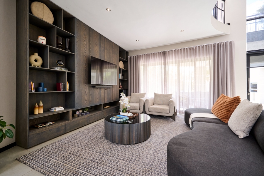 5 Bedroom Property for Sale in Carlswald Estate Gauteng