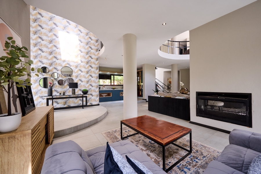 5 Bedroom Property for Sale in Carlswald Estate Gauteng