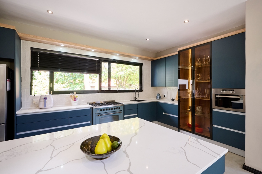 5 Bedroom Property for Sale in Carlswald Estate Gauteng