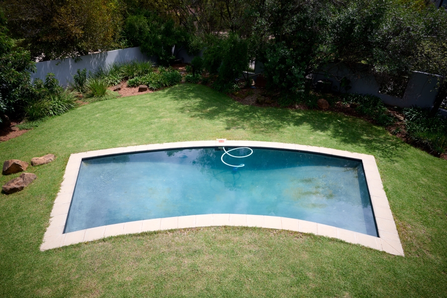 5 Bedroom Property for Sale in Carlswald Estate Gauteng