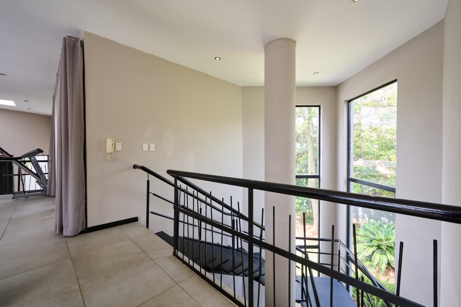 5 Bedroom Property for Sale in Carlswald Estate Gauteng