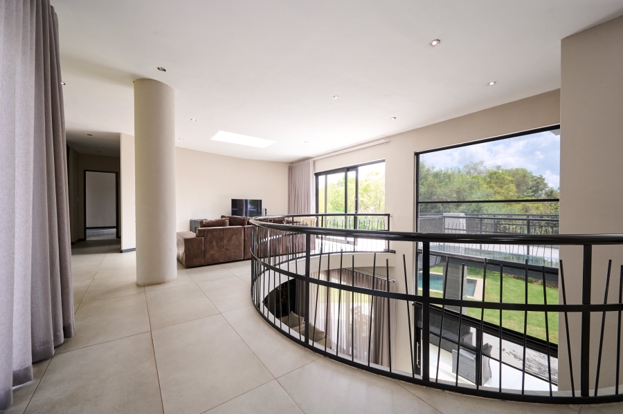 5 Bedroom Property for Sale in Carlswald Estate Gauteng