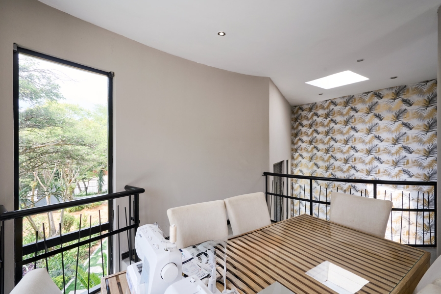 5 Bedroom Property for Sale in Carlswald Estate Gauteng