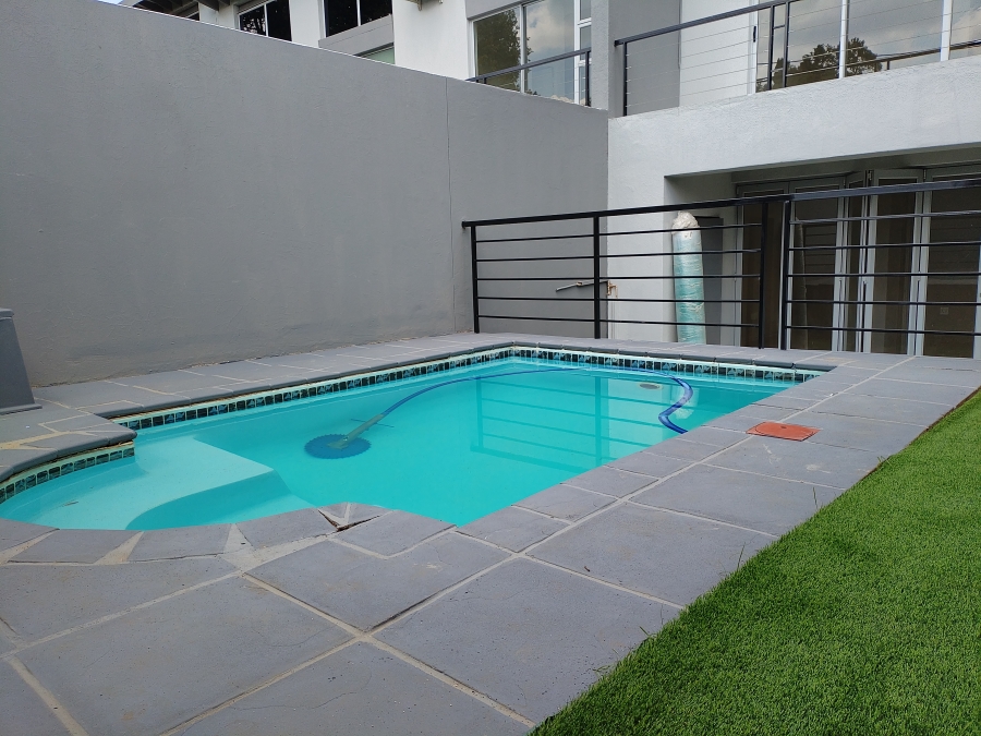 To Let 5 Bedroom Property for Rent in Hyde Park Gauteng