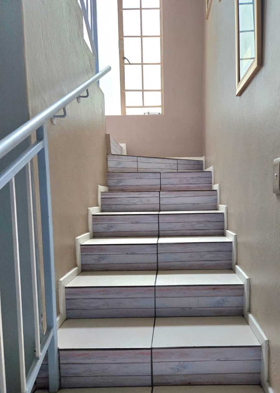 3 Bedroom Property for Sale in Olivedale Gauteng