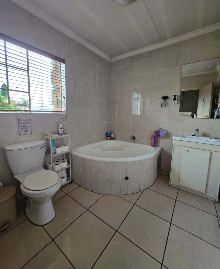 3 Bedroom Property for Sale in Olivedale Gauteng