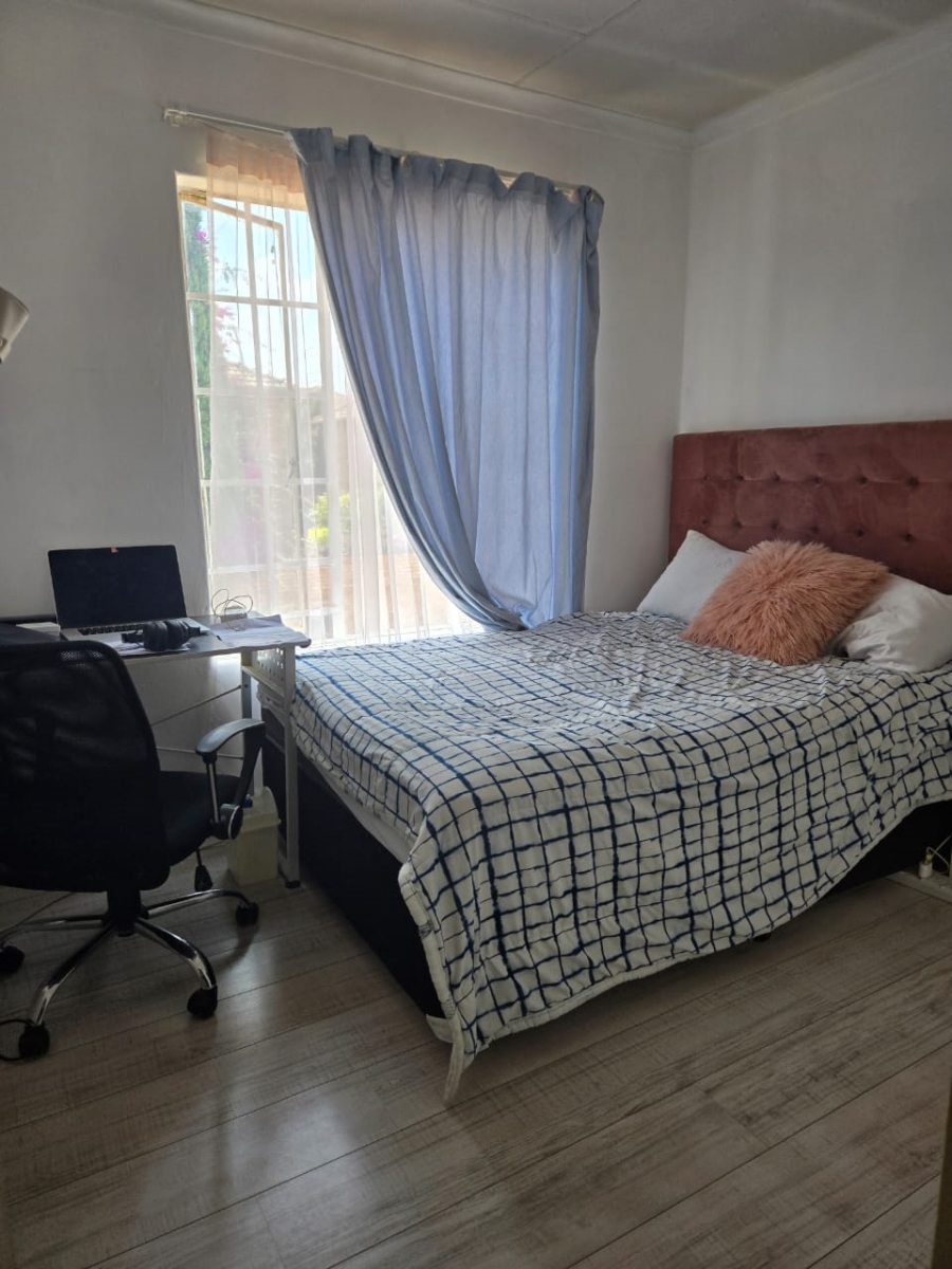 3 Bedroom Property for Sale in Olivedale Gauteng