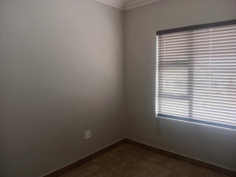 To Let 3 Bedroom Property for Rent in Olympus AH Gauteng