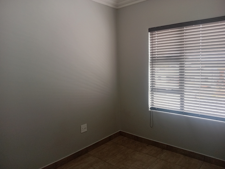 To Let 3 Bedroom Property for Rent in Olympus AH Gauteng