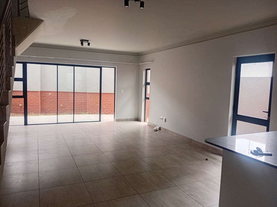 To Let 3 Bedroom Property for Rent in Olympus AH Gauteng