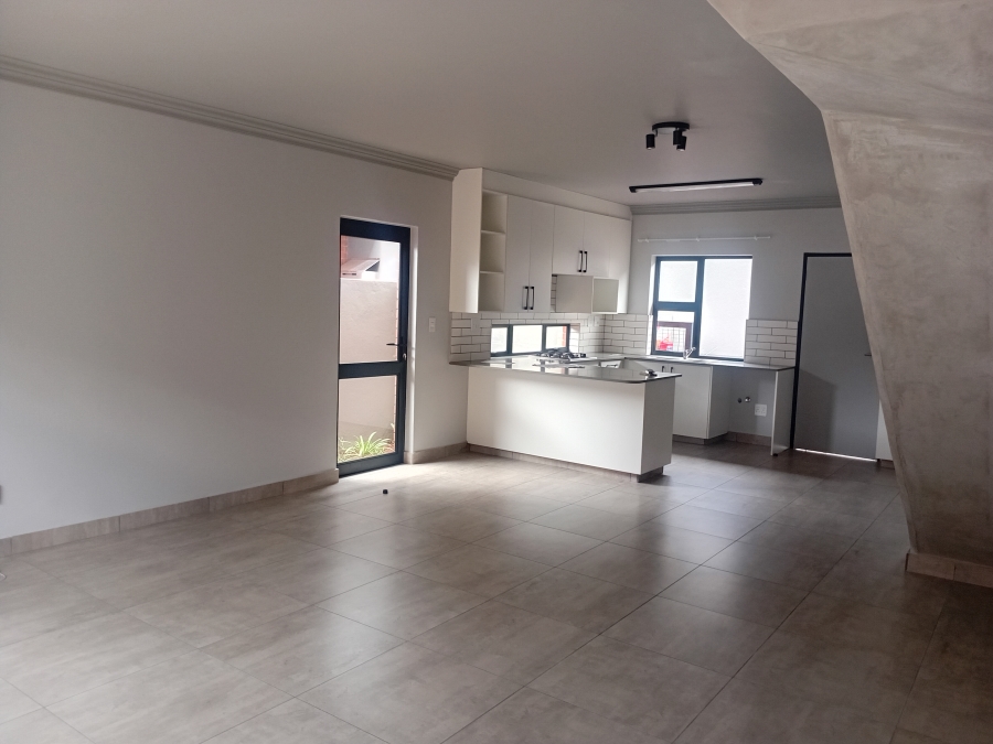 To Let 3 Bedroom Property for Rent in Olympus AH Gauteng