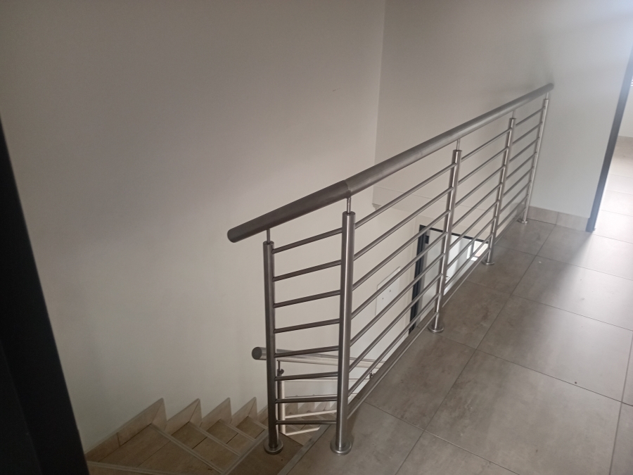 To Let 3 Bedroom Property for Rent in Olympus AH Gauteng