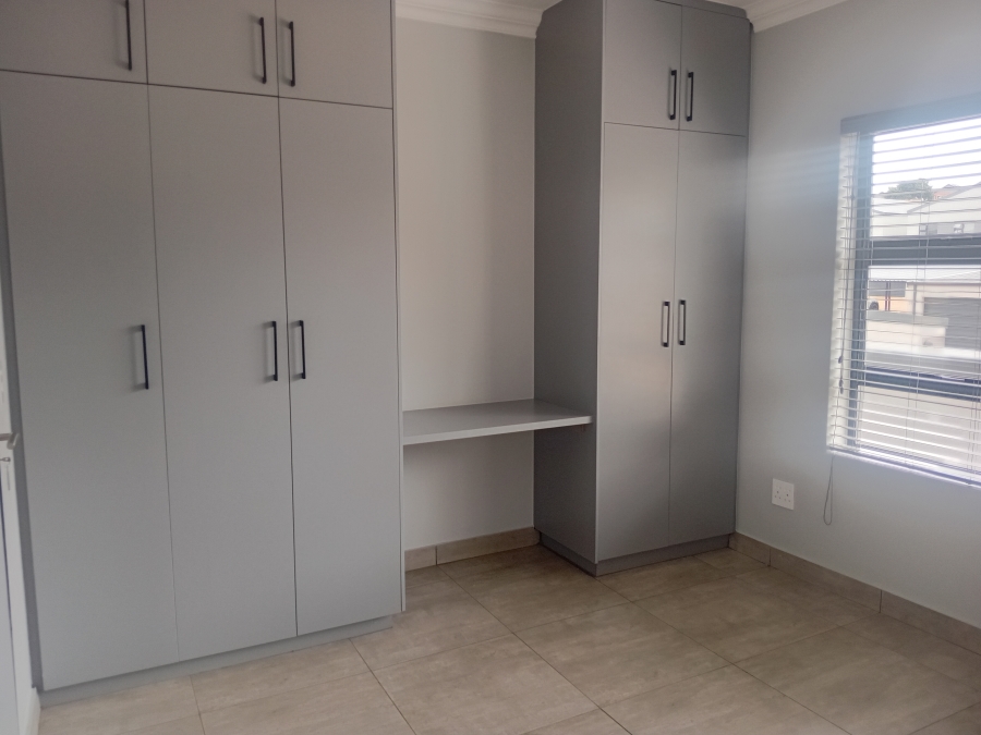 To Let 3 Bedroom Property for Rent in Olympus AH Gauteng
