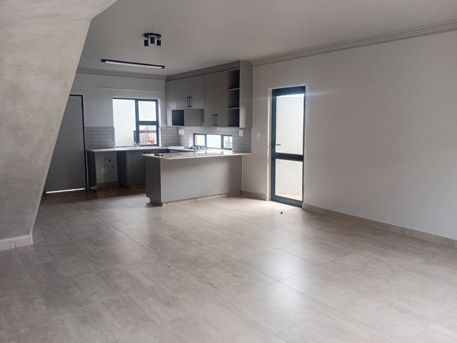 To Let 3 Bedroom Property for Rent in Olympus AH Gauteng