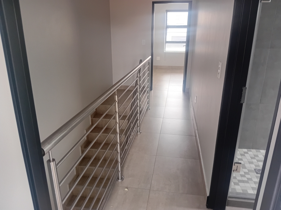 To Let 2 Bedroom Property for Rent in Olympus AH Gauteng