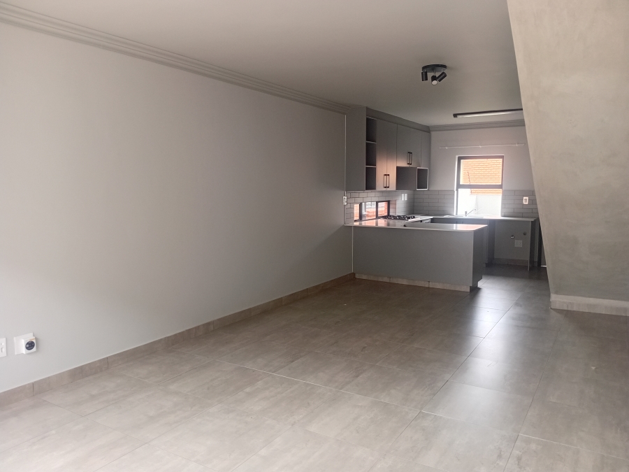 To Let 2 Bedroom Property for Rent in Olympus AH Gauteng