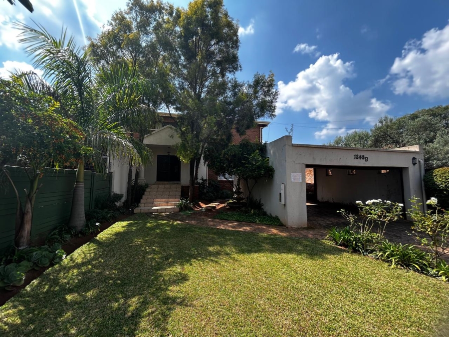 To Let 4 Bedroom Property for Rent in Waverley Gauteng