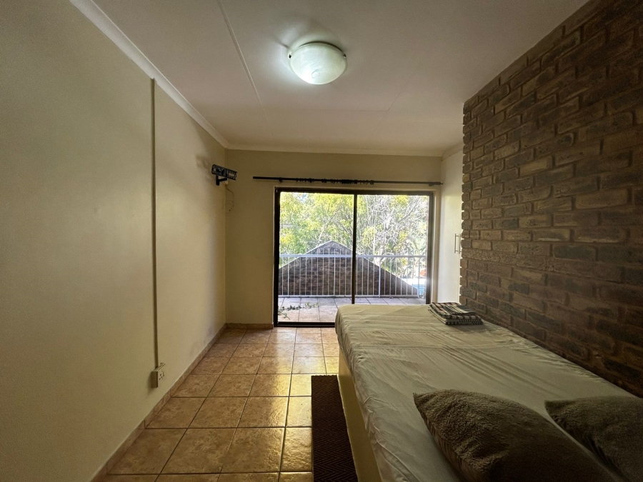 4 Bedroom Property for Sale in Waverley Gauteng
