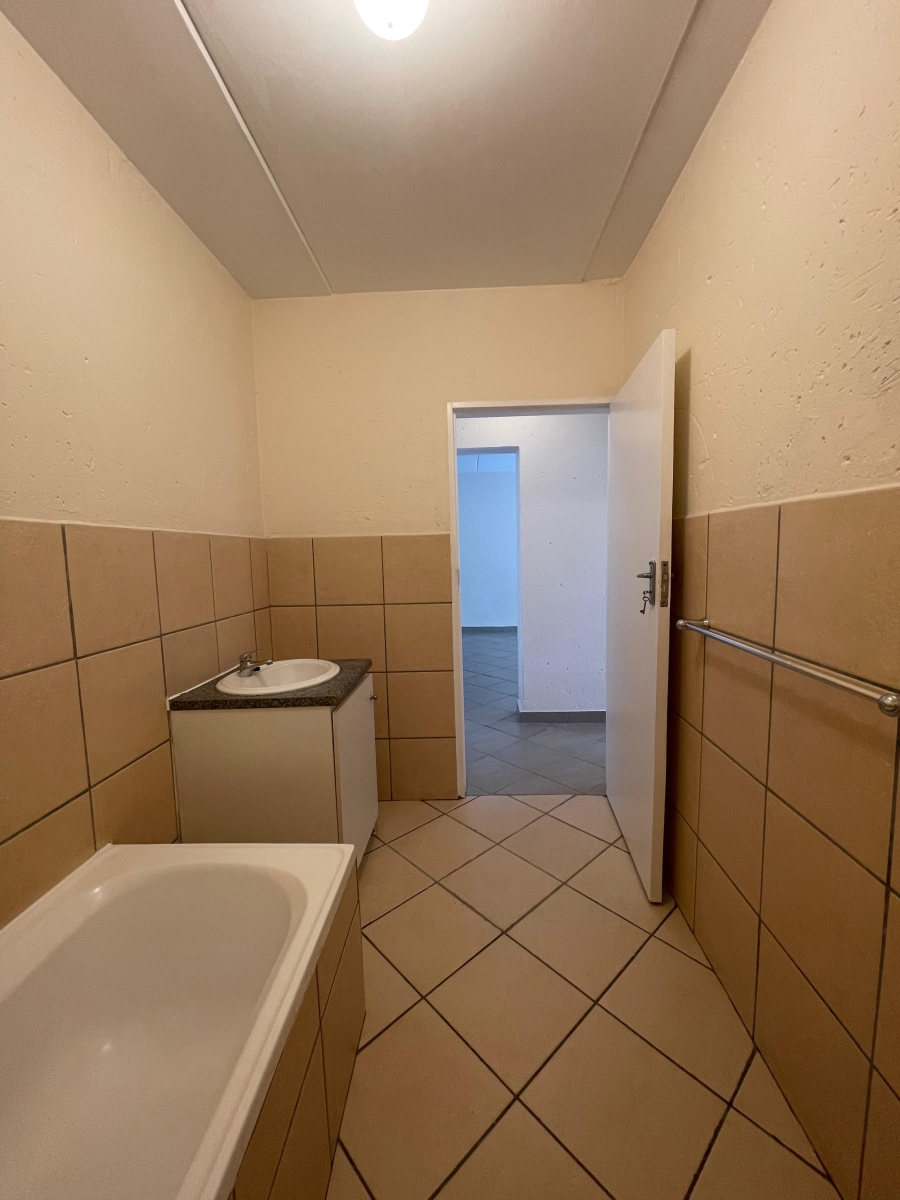 To Let 2 Bedroom Property for Rent in Northgate Gauteng