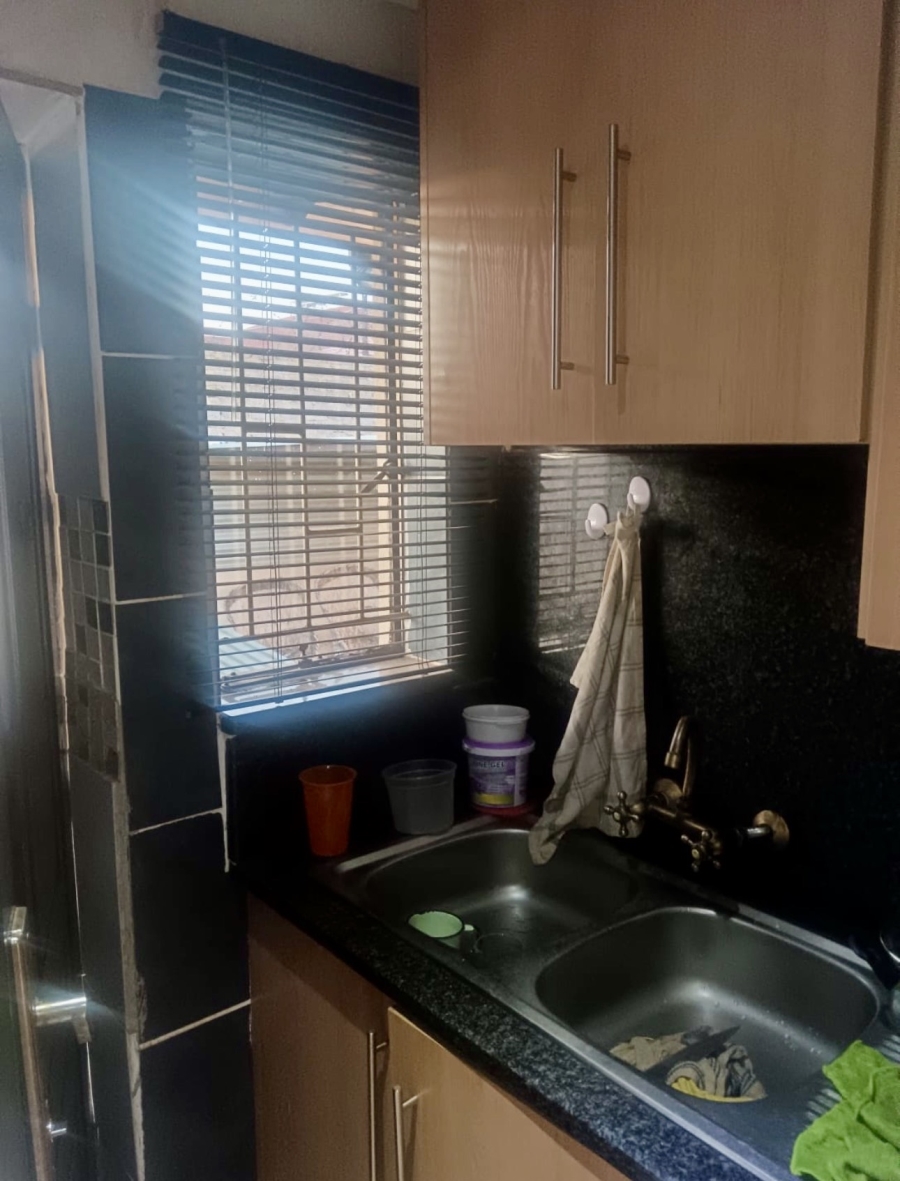 2 Bedroom Property for Sale in Sebokeng Zone 6 Gauteng